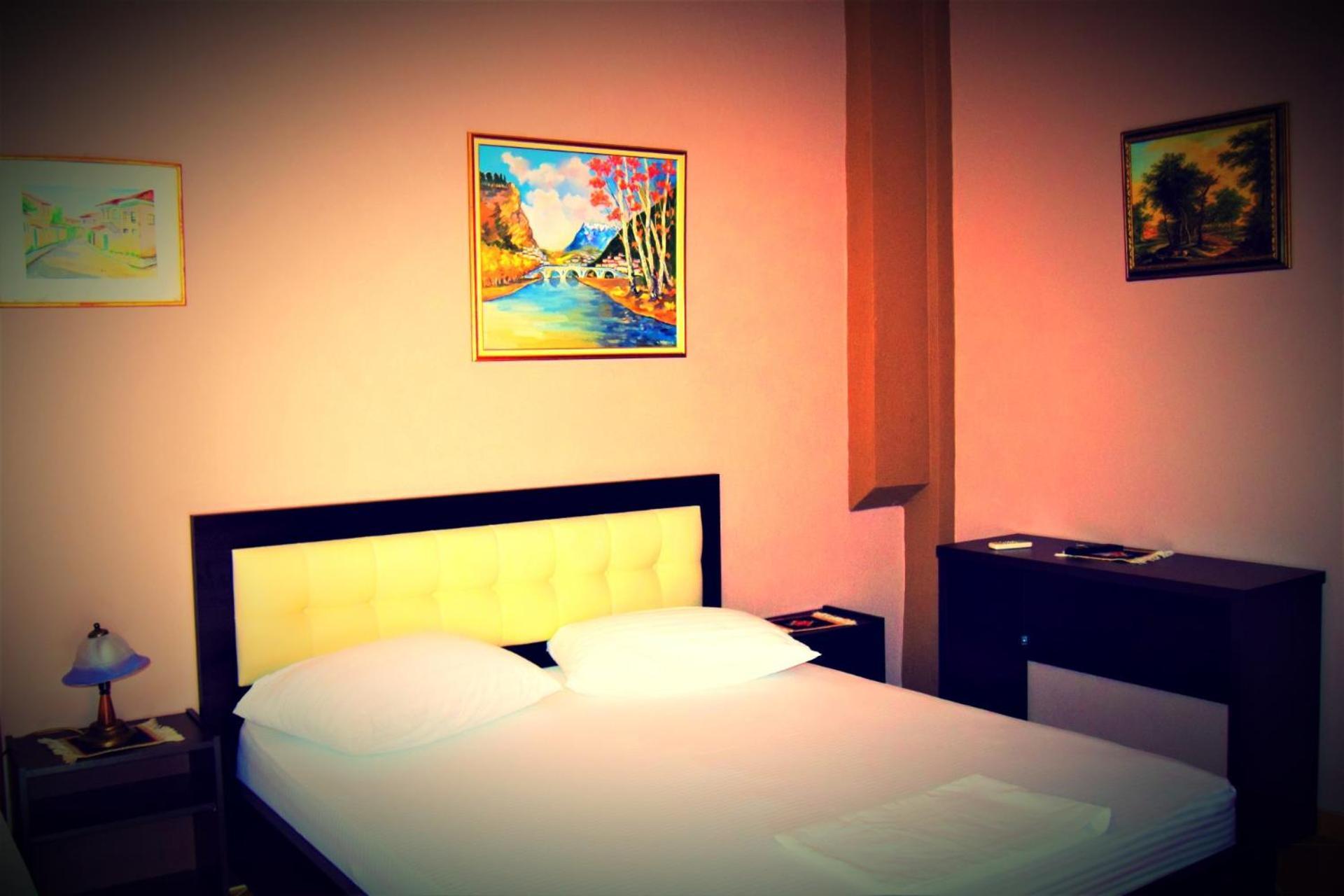 Vila Lili Guest House - Berat Exterior photo