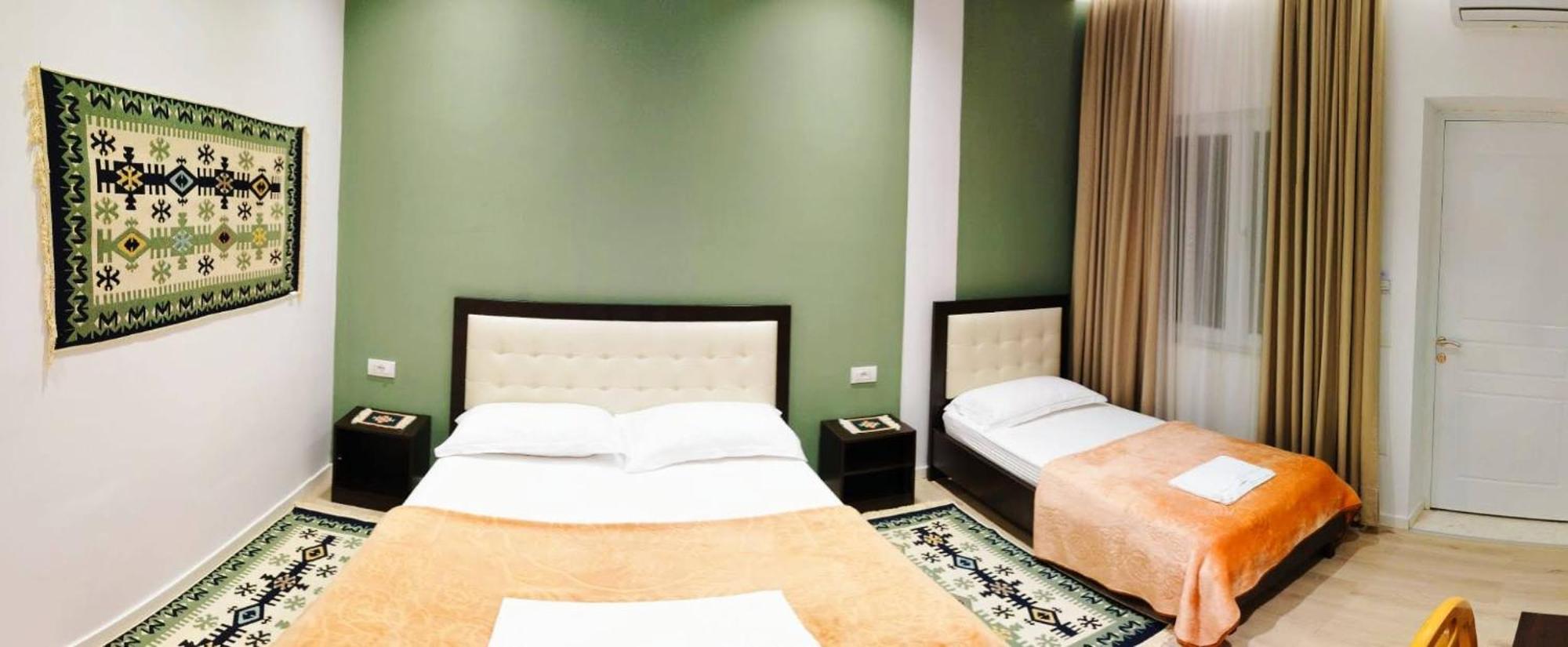 Vila Lili Guest House - Berat Exterior photo